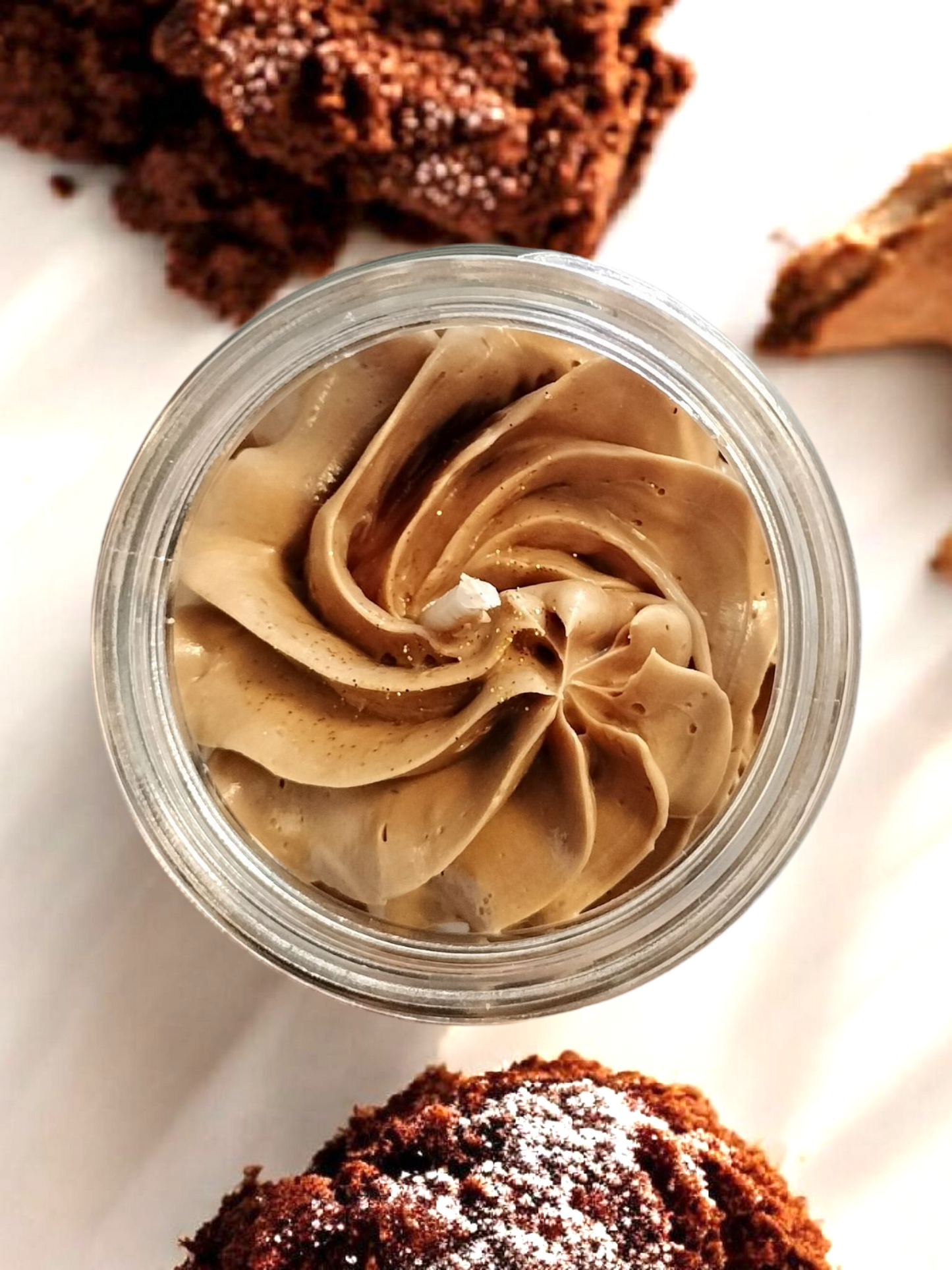 bougie gourmande chocolat noisettes vue du dessus