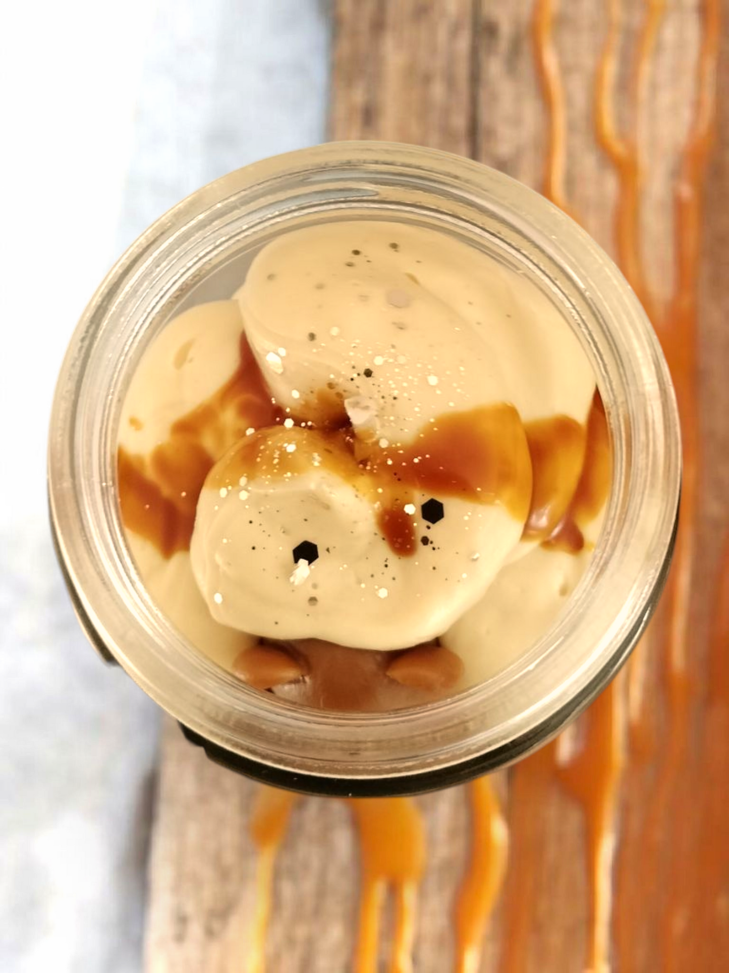 bougie artisanale caramel 