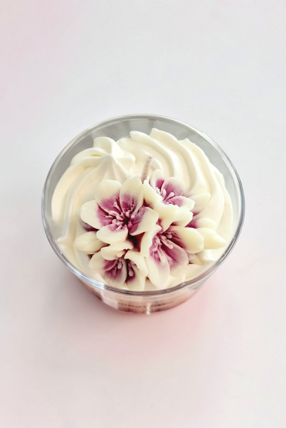Handgemachte und pflanzliche Kerze - Maiglöckchenduft 🌸✨
